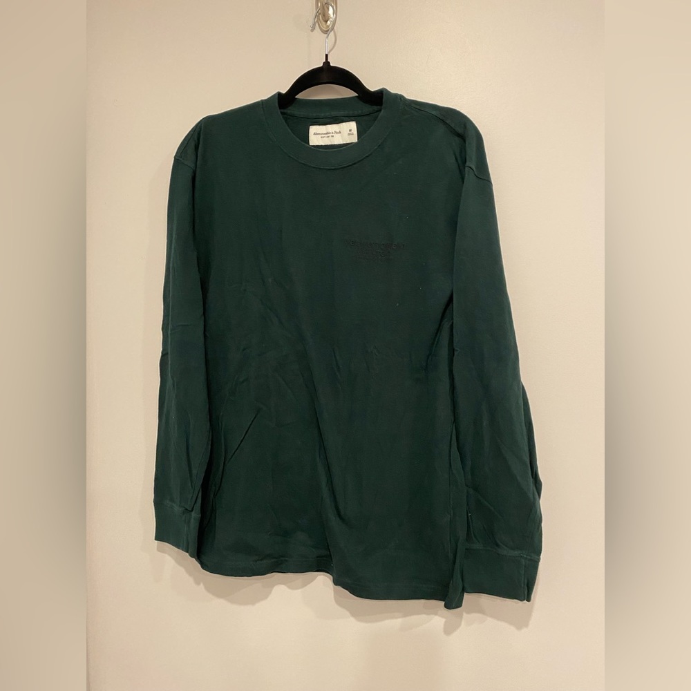 •2/$35• Abercrombie Dark Green Crewneck Long Sleeve Shirt Unisex